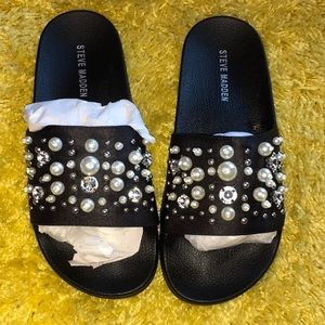 Steve Madden Sandy Black Satin Sandals